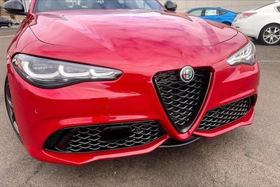 2025 Alfa Romeo Giulia Tributo Italiano AWD