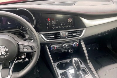 2025 Alfa Romeo Giulia Tributo Italiano AWD