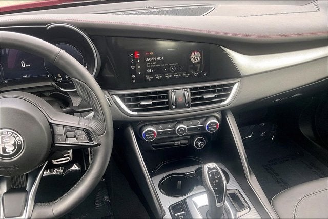 2025 Alfa Romeo Giulia Tributo Italiano AWD