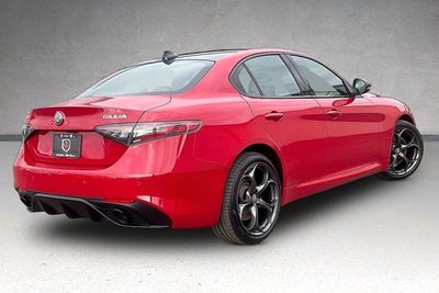 2025 Alfa Romeo Giulia Tributo Italiano AWD