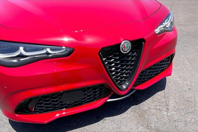 2025 Alfa Romeo Giulia Tributo Italiano AWD