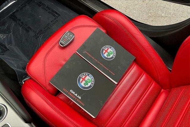 2023 Alfa Romeo Giulia Veloce AWD