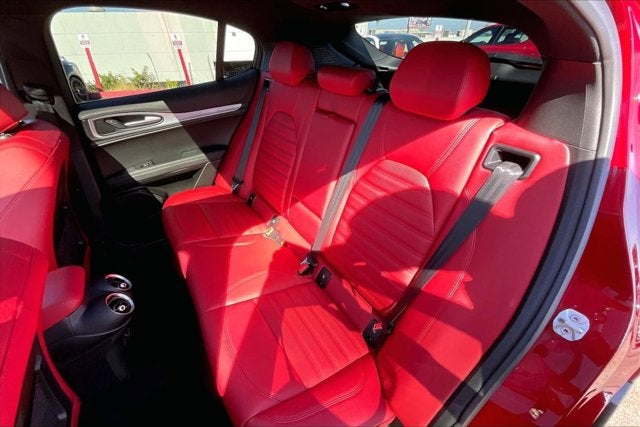 2025 Alfa Romeo Stelvio Sprint AWD