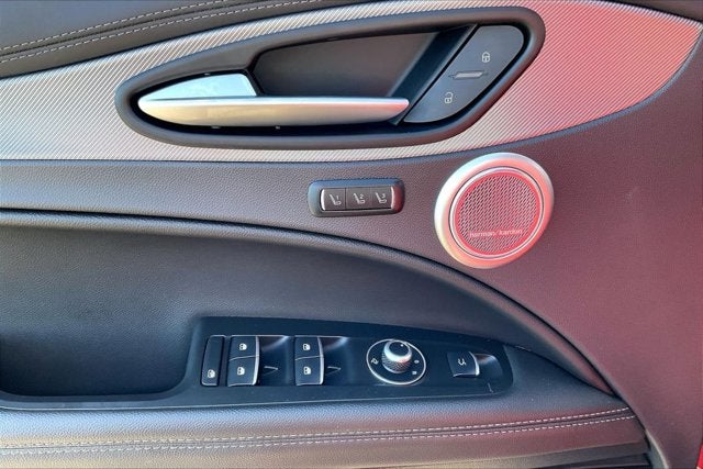 2025 Alfa Romeo Stelvio Sprint AWD