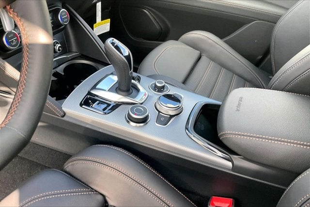 2025 Alfa Romeo Stelvio STELVIO INTENSA AWD