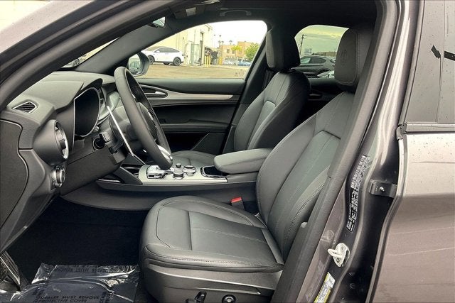 2025 Alfa Romeo Stelvio STELVIO AWD