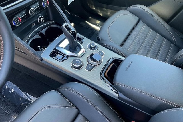 2025 Alfa Romeo Stelvio STELVIO INTENSA AWD