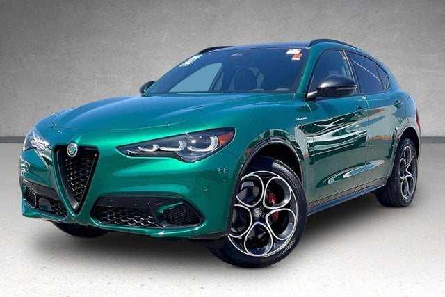 2025 Alfa Romeo Stelvio Sprint AWD