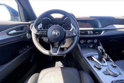 2025 Alfa Romeo Stelvio Sprint AWD