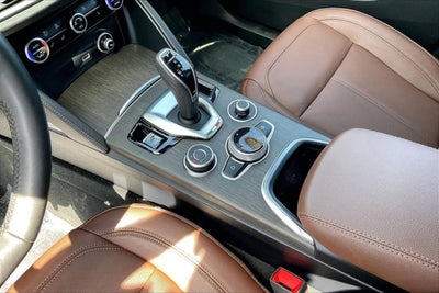 2022 Alfa Romeo Stelvio Ti AWD