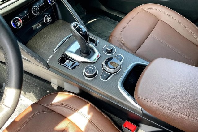 2022 Alfa Romeo Stelvio Ti AWD