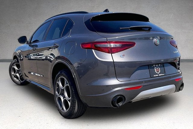 2022 Alfa Romeo Stelvio Ti AWD