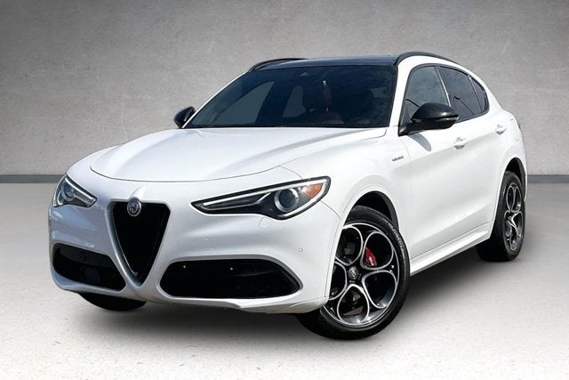 2023 Alfa Romeo Stelvio Veloce AWD