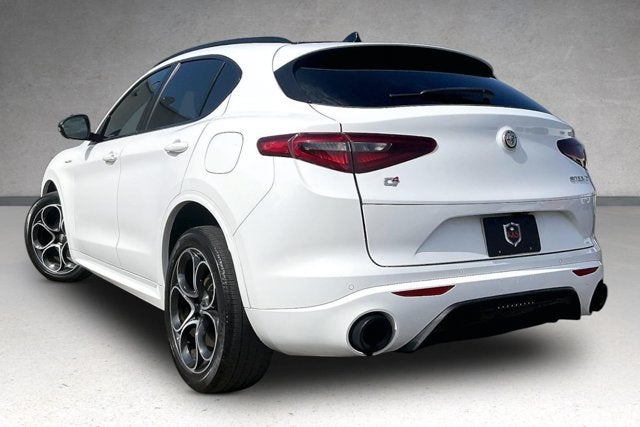 2023 Alfa Romeo Stelvio Veloce AWD