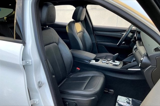 2022 Alfa Romeo Stelvio Ti AWD