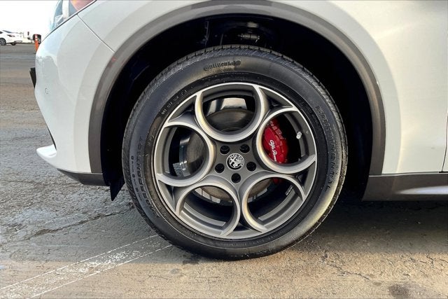 2022 Alfa Romeo Stelvio Ti AWD