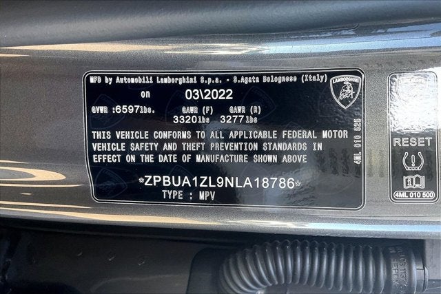 2022 Lamborghini Urus Graphite Capsule