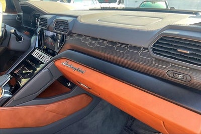 2022 Lamborghini Urus Graphite Capsule