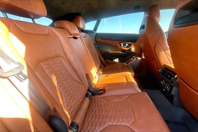 2022 Lamborghini Urus AWD